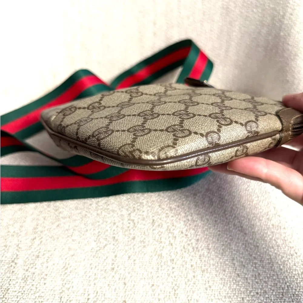 Authentic Gucci crossbody bag brown monogram coated canvas - Picture 10 of 15